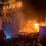 "Смерть від удару об землю не виглядає такою страшною, як від вогню". Як врятуватися після влучання