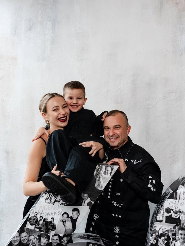 "Як дві краплі води": дружина Віктора Павліка приголомшила схожістю 5-річного сина з бабусею