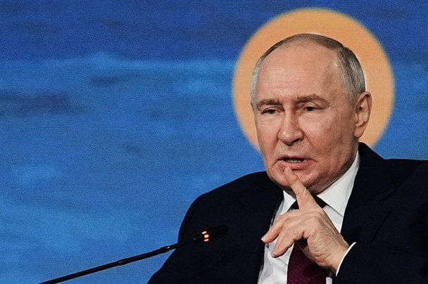 Путін у паніці через невдачі на фронті: у WSJ розкрили, що відбувається