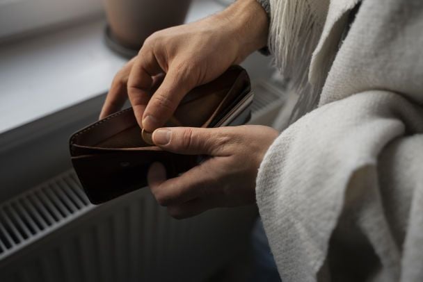 Прірва між багатими і убогими росте: скільки українців опинилися поза межею бідності Прірва між багатими і убогими росте: скільки українців опинилися поза межею бідності