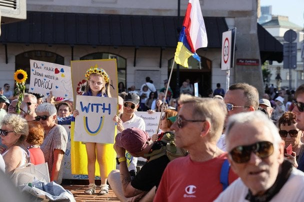 180 нападів за пів року: у Польщі відбулися масові протести на захист українців — що відомо (фото)