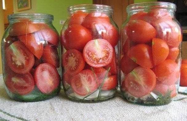 Мариновані помідори половинками на зиму: 3 перевірені рецепти на літрову банку