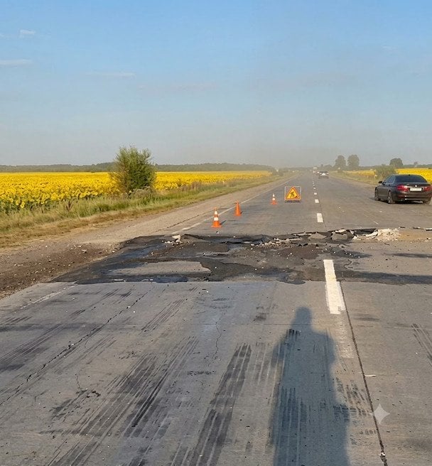 Спека попсувала дорогу: на трасі Київ — Ковель ускладнено рух через деформацію асфальту Спека попсувала дорогу: на трасі Київ — Ковель ускладнено рух через деформацію асфальту