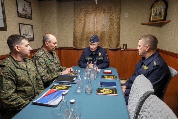 Візит Путіна на Курили: Японія викликала посла "на килим", а у Медведєва сталася істерика Візит Путіна на Курили: Японія викликала посла "на килим", а у Медведєва сталася істерика