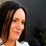 "Батьки подарували, щоб мене не зурочили в уряді". Міністерка культури Бережна показала свій оберіг