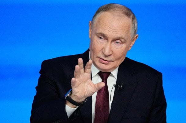Кремль готує захоплення Думи: Путін віддає ключові комітети своїй партії — що це означає для війни