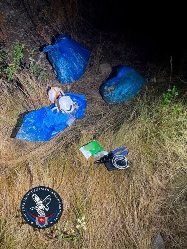 У Словаччині готували підпал українського заводу: поліція затримала трьох підозрюваних