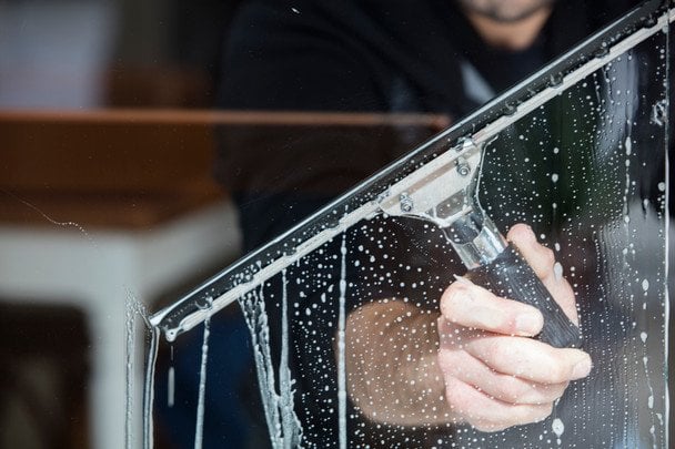 Чемпіонат світу з миття вікон: де відбуваються змагання, правила та приз