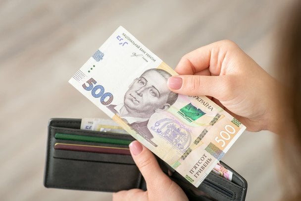 Знайшли роботу на пенсії — ризикуєте втратити гроші: які надбавки можуть скасувати
