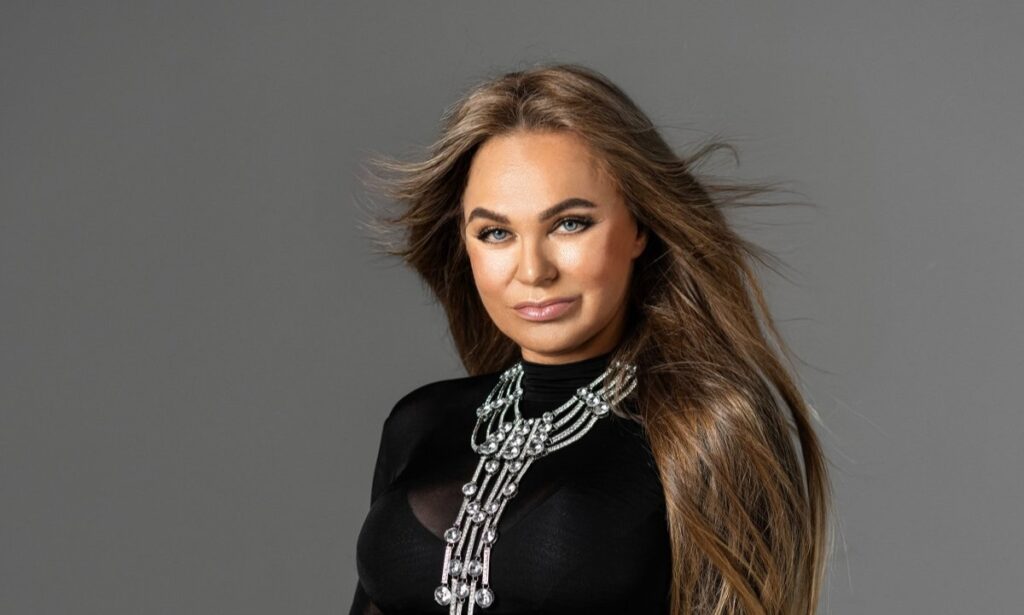 «Я люблю і тебе, і його»: OKSANA VOYAGE розповіла, яка драма надихнула її на нову пісню «Я люблю і тебе, і його»: OKSANA VOYAGE розповіла, яка драма надихнула її на нову пісню