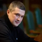 Федоров показав смс із п'яти слів, яке одержав пізно ввечері на тлі протестів. Фото