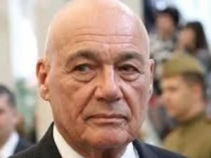 92-річний російський пропагандист Познер таємно позбувається своєї нерухомості в Москві