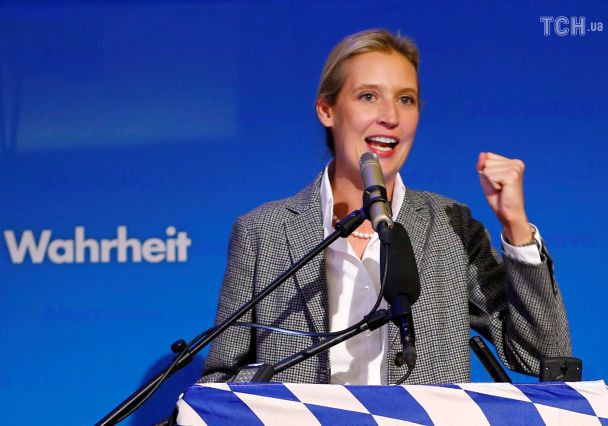 Урізати допомогу та повернути додому: лідерка AfD зробила жорстку заяву про українців у Німеччині