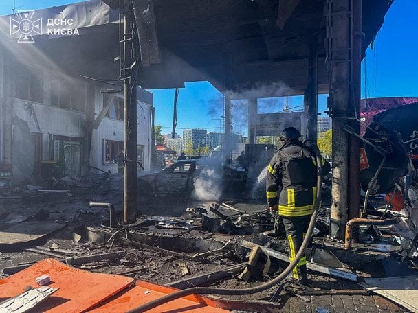 АЗС під ударом Росії: експерт розповів, чи буде дефіцит пального в Україні
