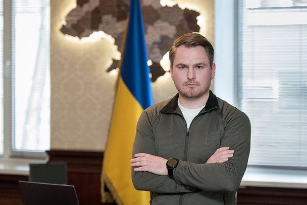 Кравченко самостійно організував собі відрядження до Парижа — ЗМІ