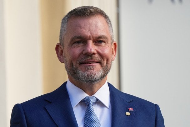 Президент Словаччини заявив, що припинення вогню в Україні ще далеко: до чого закликав світ Президент Словаччини заявив, що припинення вогню в Україні ще далеко: до чого закликав світ