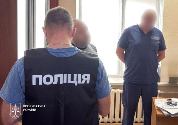 У Києві з лікарів щотижня збирали «данину» за операції: що відомо про схему
