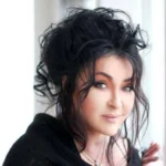 "Щоб воші в щі не падали!" Лоліта зганьбилася, приміряіши кокошник. Мережа вирішила, що вона збожеволіла