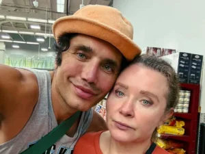 Дружина Солнцева Піпонька зробила пластичну операцію та показала, який має вигляд одразу після неї. Відео