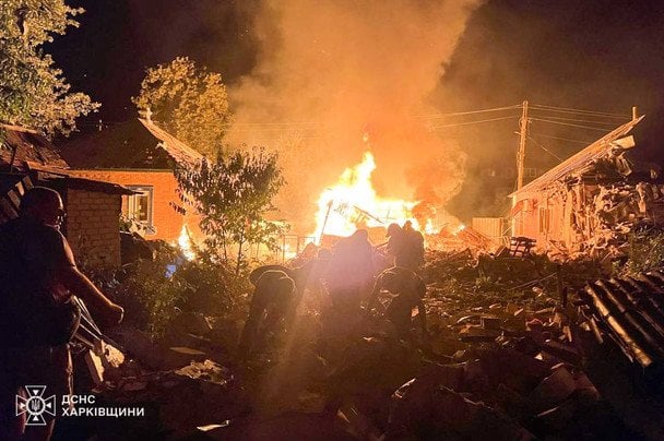 Російський безпілотник убив трьох людей у приватному будинку: серед загиблих — 11 річний хлопчик Російський безпілотник убив трьох людей у приватному будинку: серед загиблих — 11 річний хлопчик