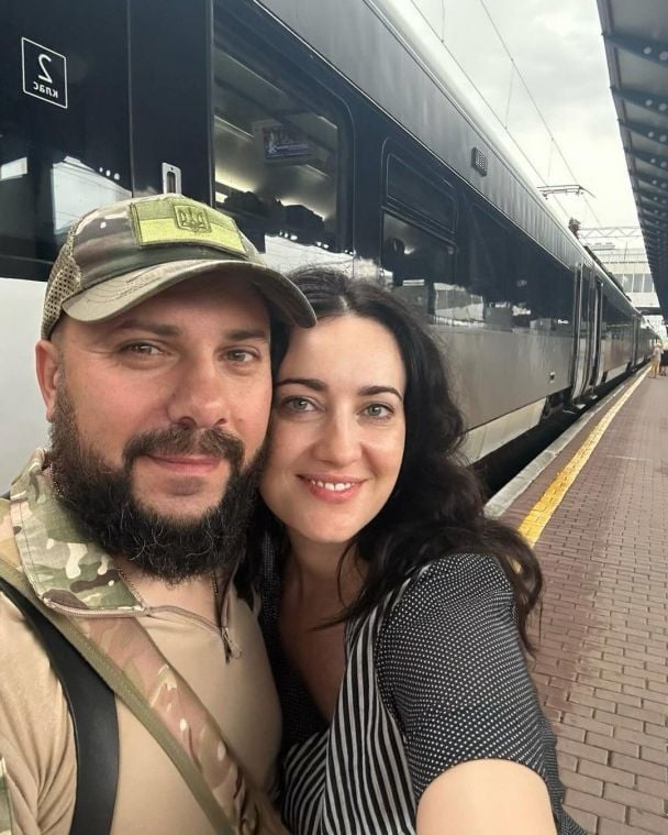 Соломія Вітвіцька вперше показала свого свекра і привітала його з важливим святом