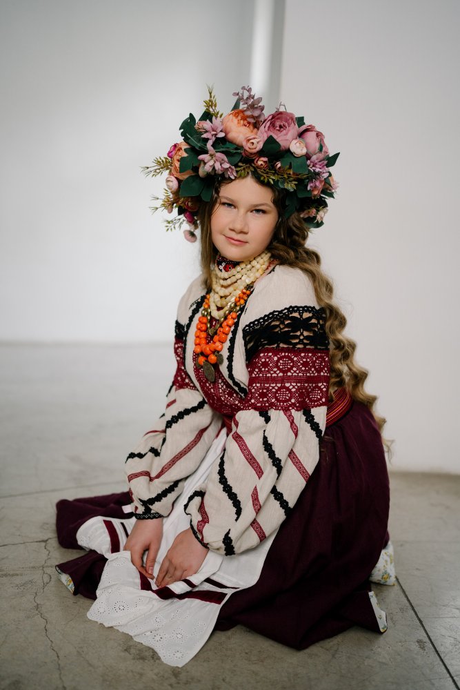 Amalia презентувала пісню Памятаю про любов до України (8) Про дім, родину та українську мову: Amalia презентувала пісню «Пам’ятаю»