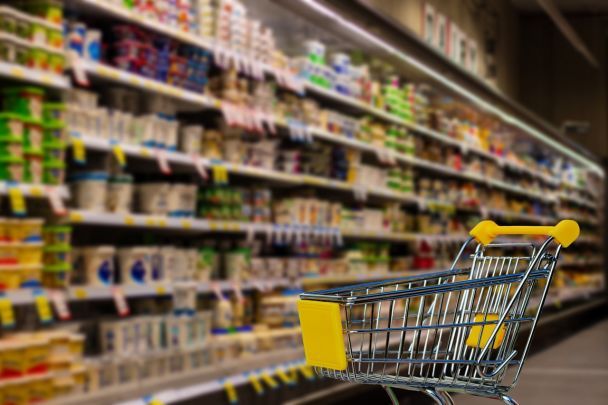 РФ вдарила по продуктових складах великого міста: вирує пожежа