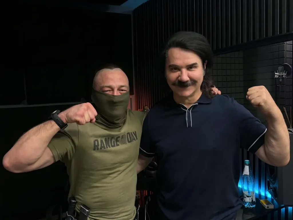 Спецпризначенець ГУР Дев’ятий і Зібров записали особливу пісню до Дня воєнної розвідки України