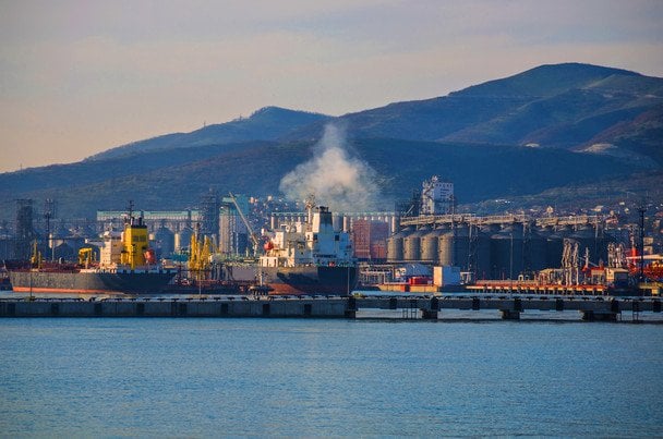Чим атакували Новоросійськ і що вдалося уразити: Fire Point розкрила деталі нічного удару Чим атакували Новоросійськ і що вдалося уразити: Fire Point розкрила деталі нічного удару