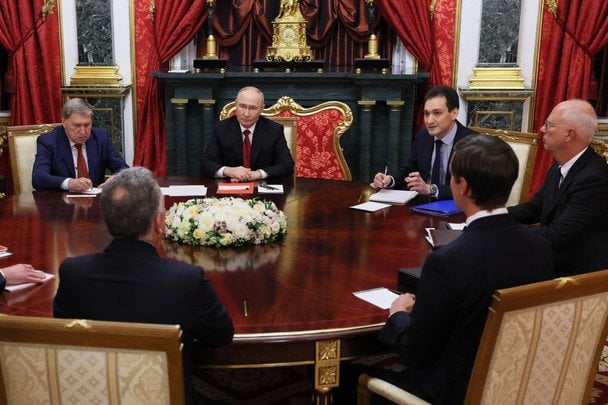 Переговори представників Трампа з Путіним у Москві завершилися: перші деталі Переговори представників Трампа з Путіним у Москві завершилися: перші деталі