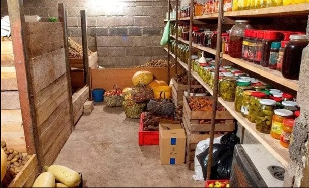 Як підготувати погріб до зими: три етапи, які допоможуть зберегти врожай