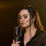Танці під дощем після важкої ночі: GAYARA розповіла особисту історію у пісні «Кофеїн»