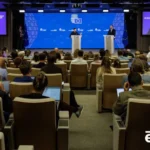 "Путін під прикриттям" пустив гази? Politico розповіло про сморід у залі перед появою Зеленського