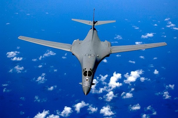 США забрали бомбардувальники з бази у Британії після "реального інциденту" — CNN США забрали бомбардувальники з бази у Британії після "реального інциденту" — CNN