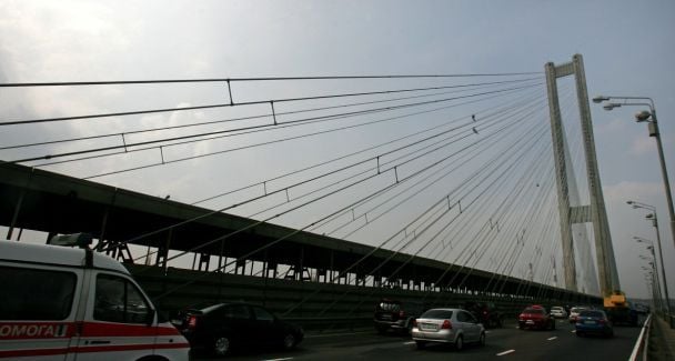 Чи можуть понтони замінити мости у Києві: відповідь експерта Чи можуть понтони замінити мости у Києві: відповідь експерта