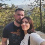 "Так само з ботоксним дідом". Дружина Білецького вразила реакцією своїх котів на російські обстріли