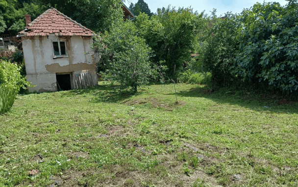 “Накипіло!”: українка показала будинок у селі, куди переїхала з дітьми через війну (фото)
