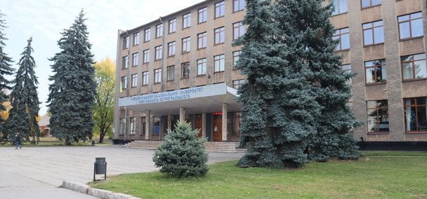 Росія атакувала національний університет: «прилетіло» просто в корпус, є поранені (оновлено)