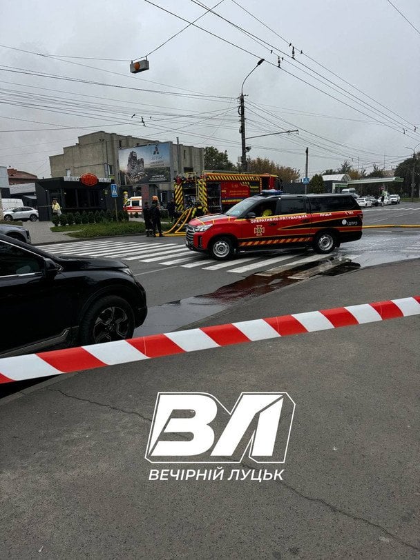 РФ вдарила по гуртовому складі в Луцьку: кількість жертв зростає, багато поранених — усі деталі (фото)