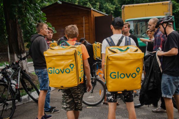 Російські військові три місяці працювали кур’єрами у Києві: боєць ЗСУ розповів шокуючу історію Російські військові три місяці працювали кур’єрами у Києві: боєць ЗСУ розповів шокуючу історію