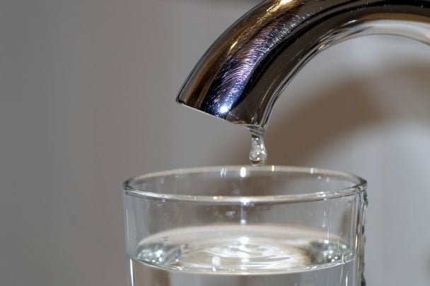 В Україні можуть запровадити графіки подавання води: експерт описав тривожний сценарій