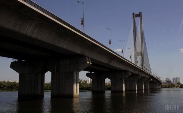 Чи вистоять мости після цілеспрямованих ударів Росії та чи спричинять атаки колапс у Києві
