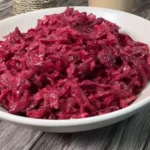 Не встигнете подати, як гості одразу все розхапають. Найсмачніший з усіх бурякових салатів