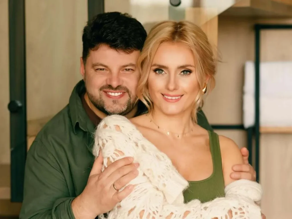Трагедія в сім'ї Ірини Федишин шокувала шоу-бізнес. Зірки підтримали співачку, яка втратила доньку Трагедія в сім'ї Ірини Федишин шокувала шоу-бізнес. Зірки підтримали співачку, яка втратила доньку